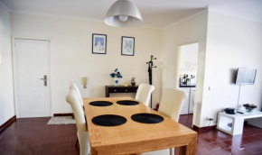 Отель Alveiros Apartamentos Praia dos Aveiros  Албуфейра